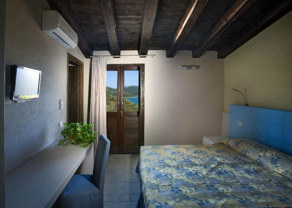 Liscia Country Relais Guest House Sant'Antonio di Gallura Room photo