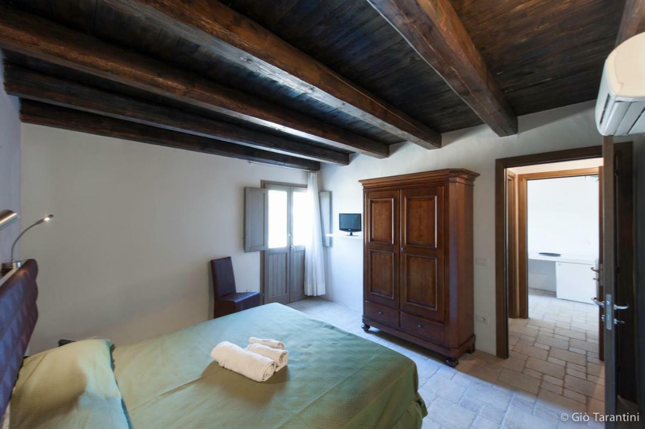 Liscia Country Relais Guest House Sant'Antonio di Gallura Exterior photo